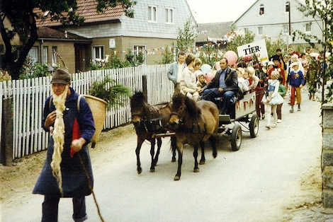 Umzug zum Siedlerfest 1982